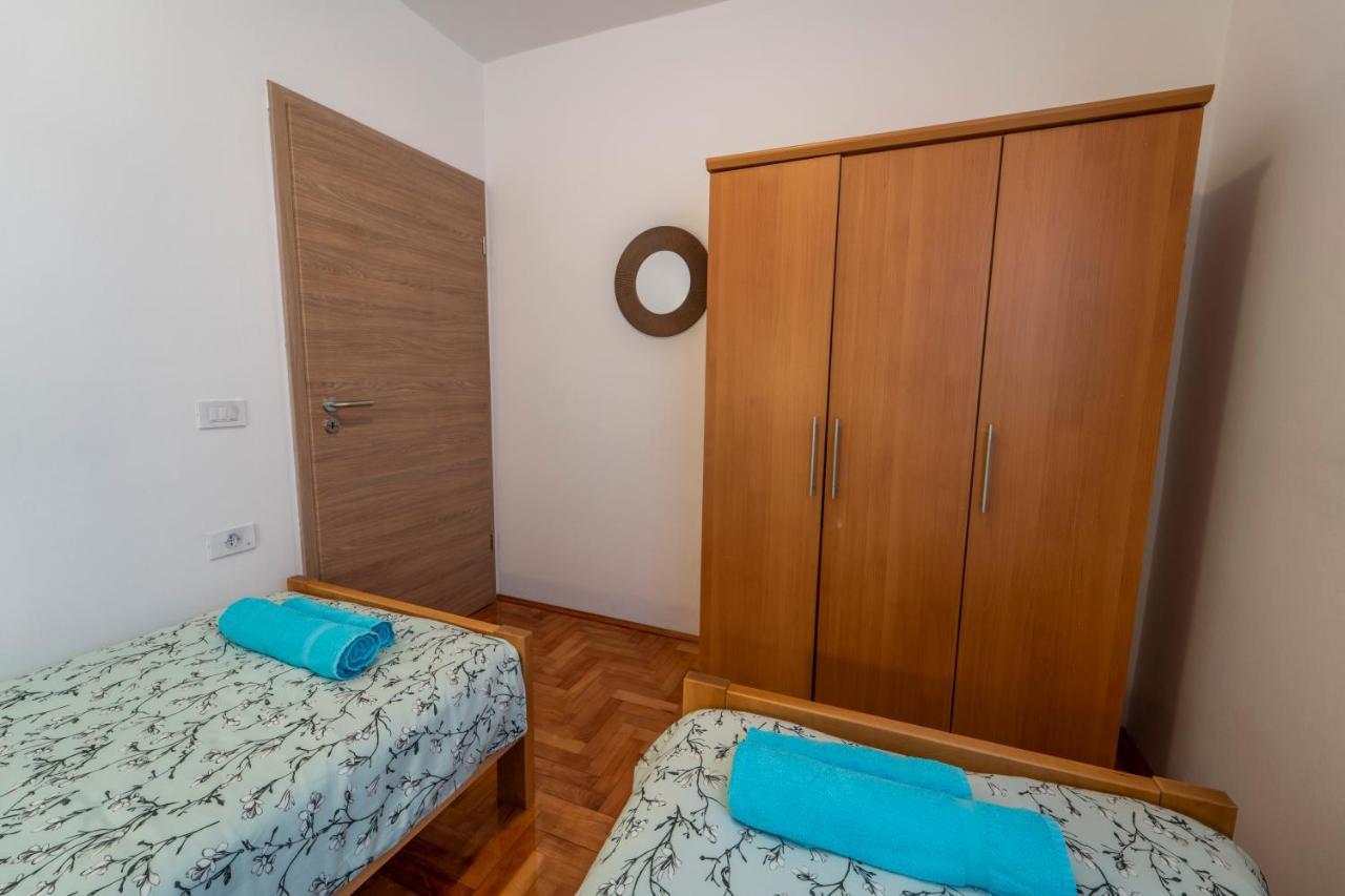 Apartment Silvija Pula Buitenkant foto