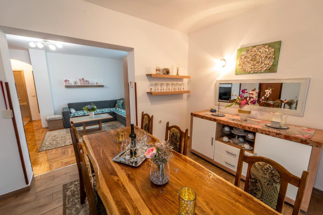 Apartment Silvija Pula Buitenkant foto